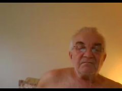 acidente vascular cerebral avô pela webcam