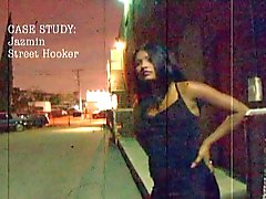 Jazmin Chaudhry é um Streetwalker indiana