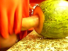 plasticface gros plan niçois foutre melon
