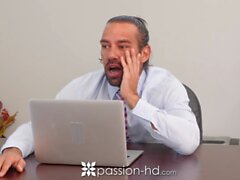 PASSION-HD Office Tease ottiene i boss dick hard