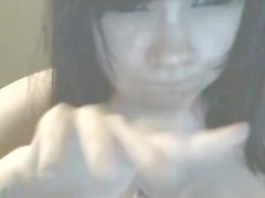 Monimusume playing on cam 1