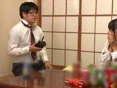 Sexy японский учителем Саки Ninomiya во хардкора действием группы