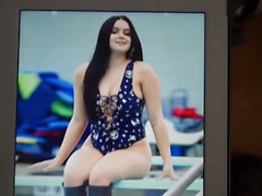 Sperma auf Ariel Winter - November 2016