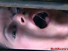 Fesselspiele BDSM Fetisch Unter Wasser bestraft werden