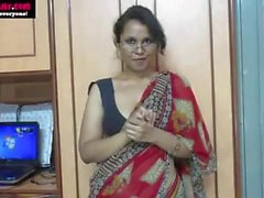 Indian Aunty Teaching sex-www-natalyadsouza-co - porno video N16391430 @ XXX  Vogue