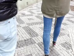 LETSDOEIT - Ausländische Schönheit Rebecca Black versohlt und schlug