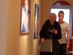 Germania di MILF Brooker ha seduca a fuck dagli ragazzo giovane per allogagione
