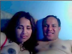 Esposa el marido del desi en la webcam