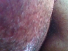 Slicka hennes hairy Pussy