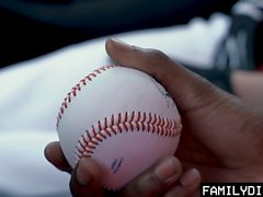 FamilyDick - Cornea scopa il suo patrigno Giovani Figliastro Dopo Baseball Practice