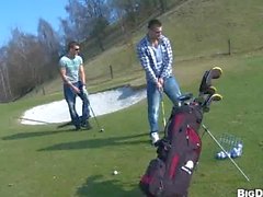 ohne Kondom gedreht am Golfplatz