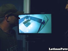 Latina Einwanderer cocksucking US-Offizier