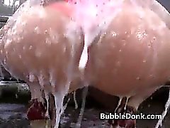 Sabunlu araba yıkama tanga booty kızdırmak