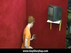 Eşcinsel sert gloryhole cins porn ve iğrenç bir gey handjobs 19.