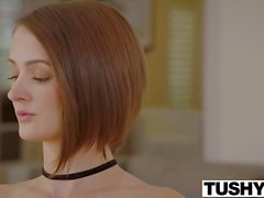 TUSHY Bad Girl scopre il produttore di TV