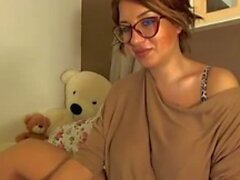 Enorma Titty Webcam Girl Masurbates till Orgasm Film