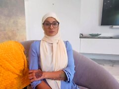 Je ne peux pas croire que je crêpe ma maman de hijab