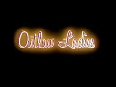 Outlaw dames