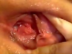 Meinem schwangeren Slave Birthing einer XL Kong und den Mund aufsperrende ihre Pussy