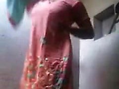 bangla woman 29 viewing hiddencam by relative